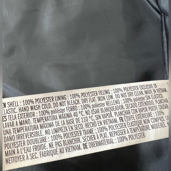 Forever 21 green camo puffer bomber jacket size large - Picture 6 of 6